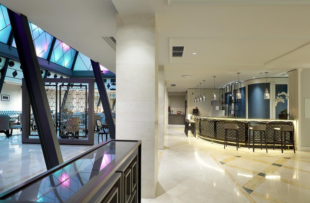 Eurostars Casa De La Lirica Hotel Madrid Luaran gambar
