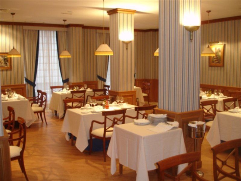Eurostars Casa De La Lirica Hotel Madrid Luaran gambar